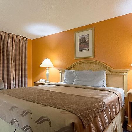 Highway Inn Paris Luaran gambar