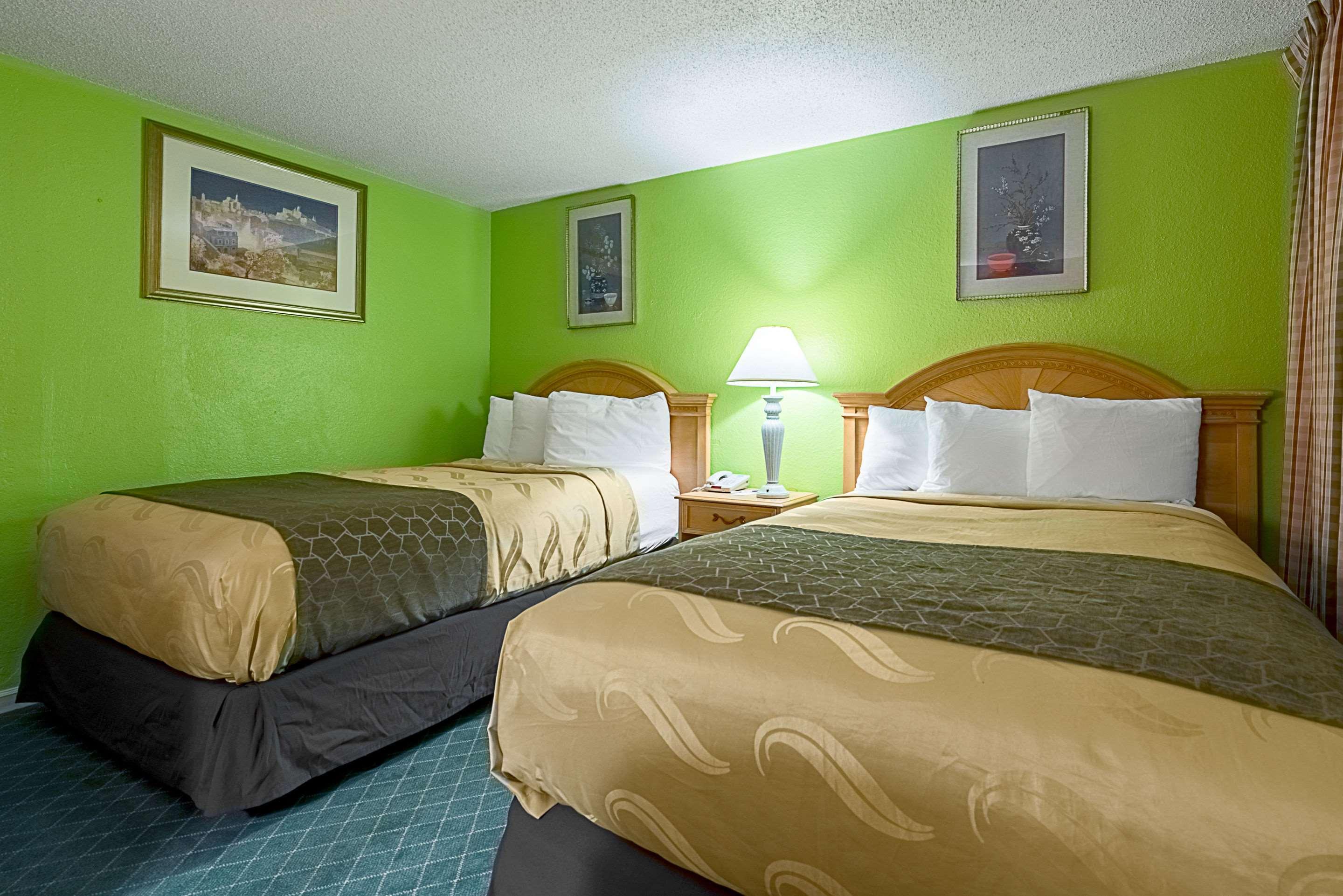 Highway Inn Paris Luaran gambar
