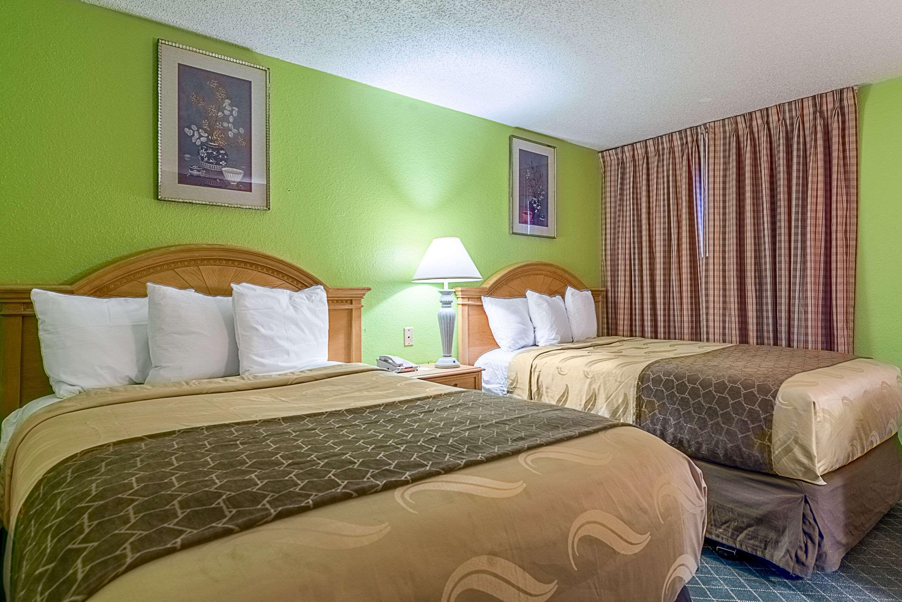 Highway Inn Paris Luaran gambar
